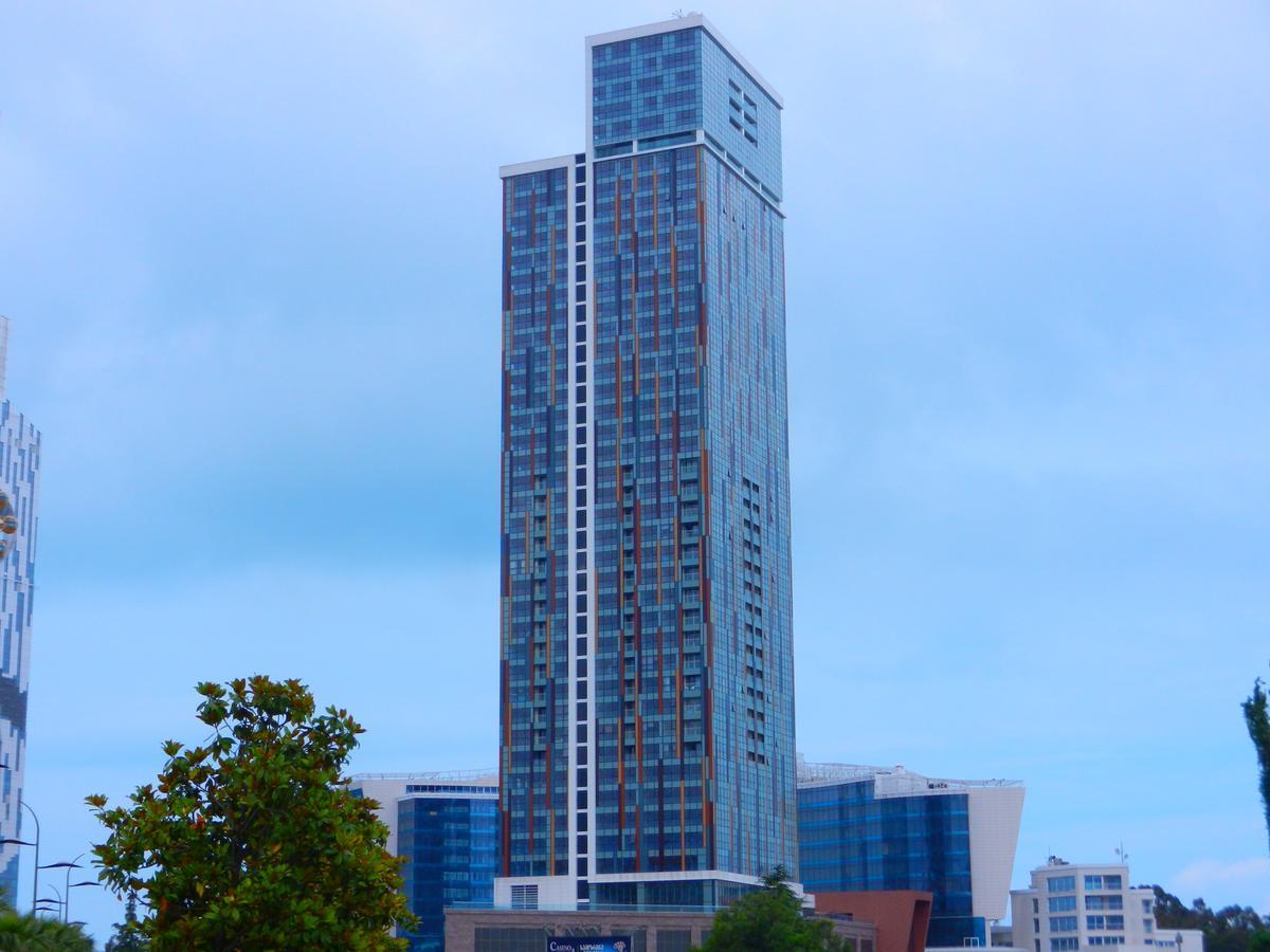 Mimino Apartment Deluxe First Line Батуми Екстериор снимка