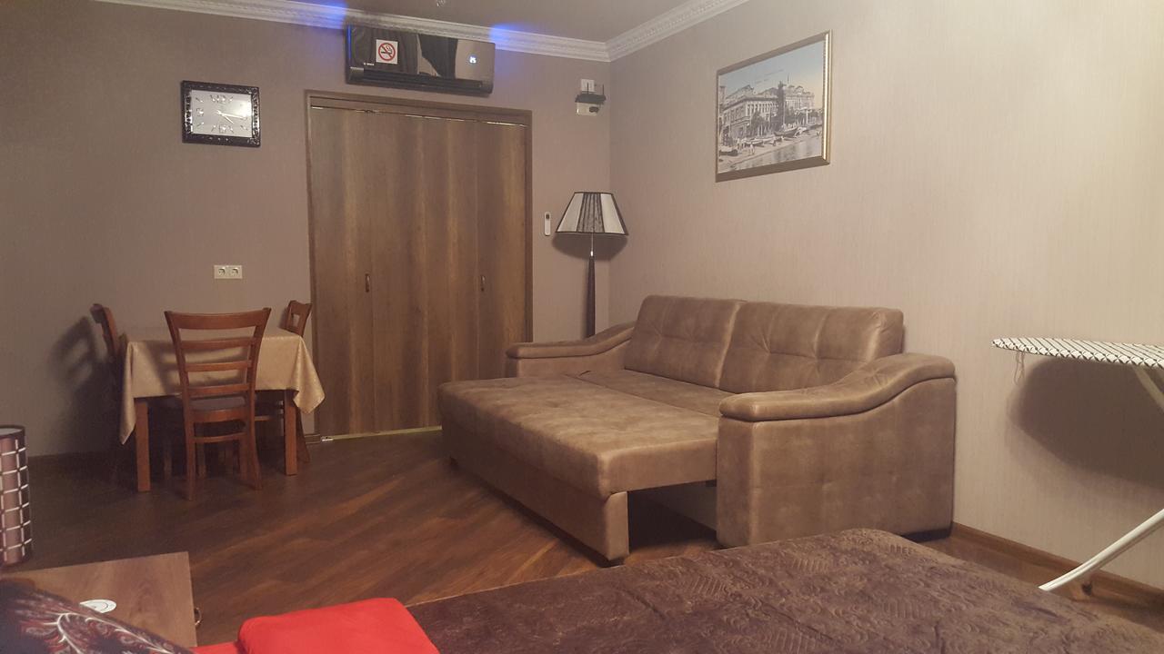 Mimino Apartment Deluxe First Line Батуми Екстериор снимка