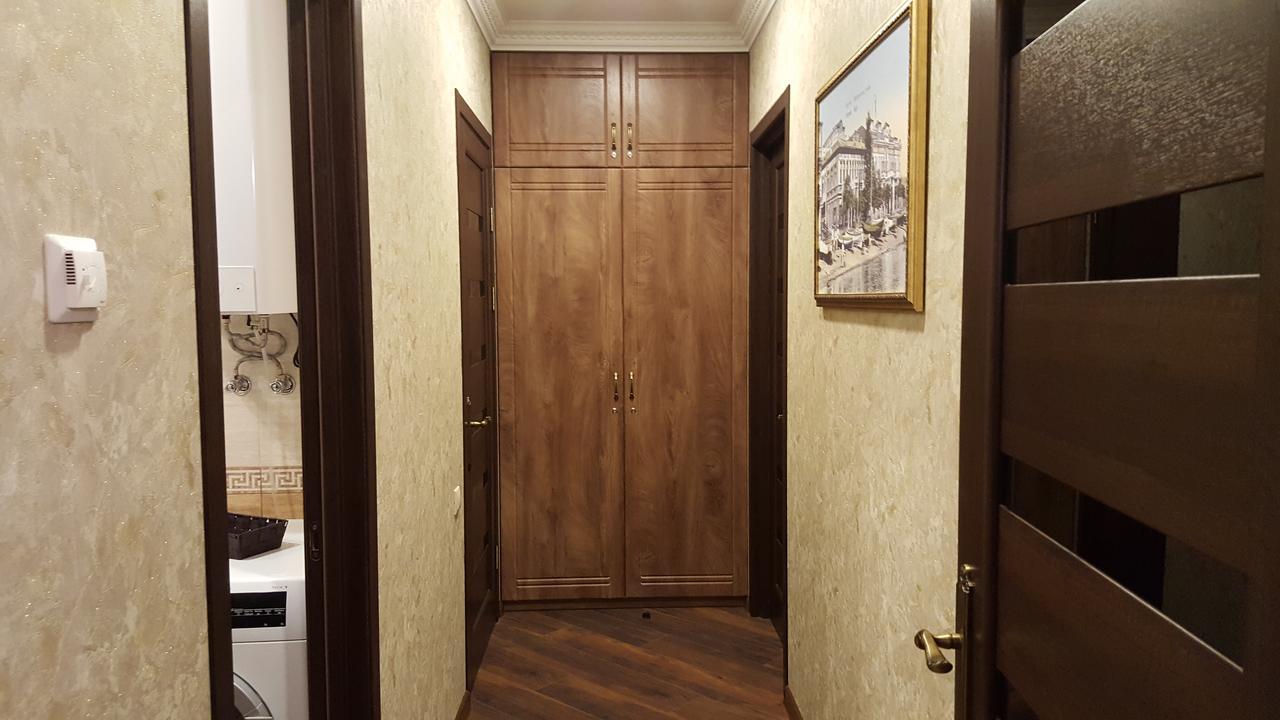 Mimino Apartment Deluxe First Line Батуми Екстериор снимка